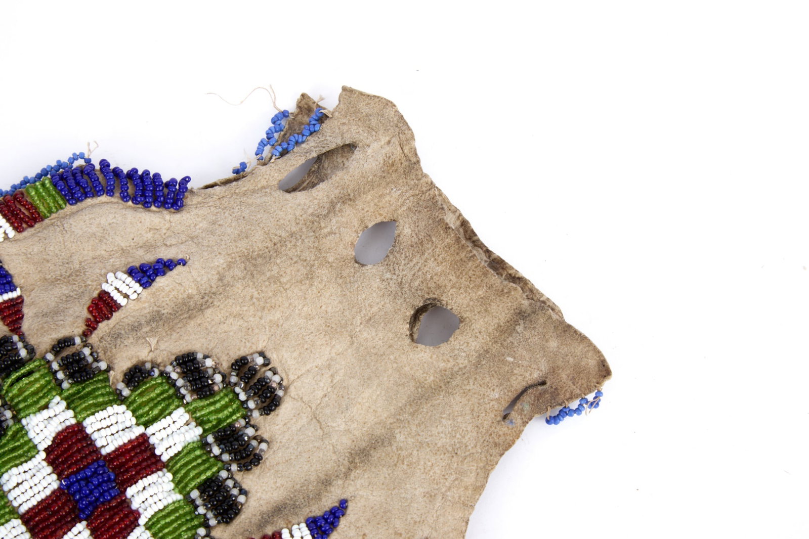 NATIVE AMERICAN BEADWORK POUCH - 6