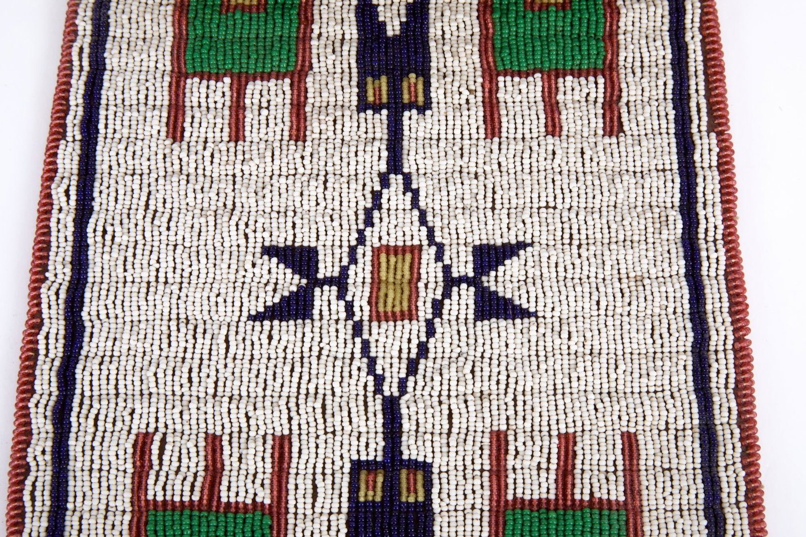 NATIVE AMERICAN BEADWORK MIRROR BAG - 4