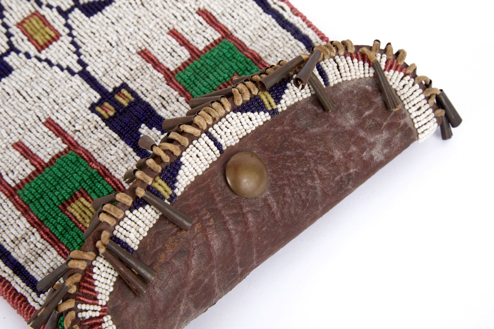NATIVE AMERICAN BEADWORK MIRROR BAG - 8