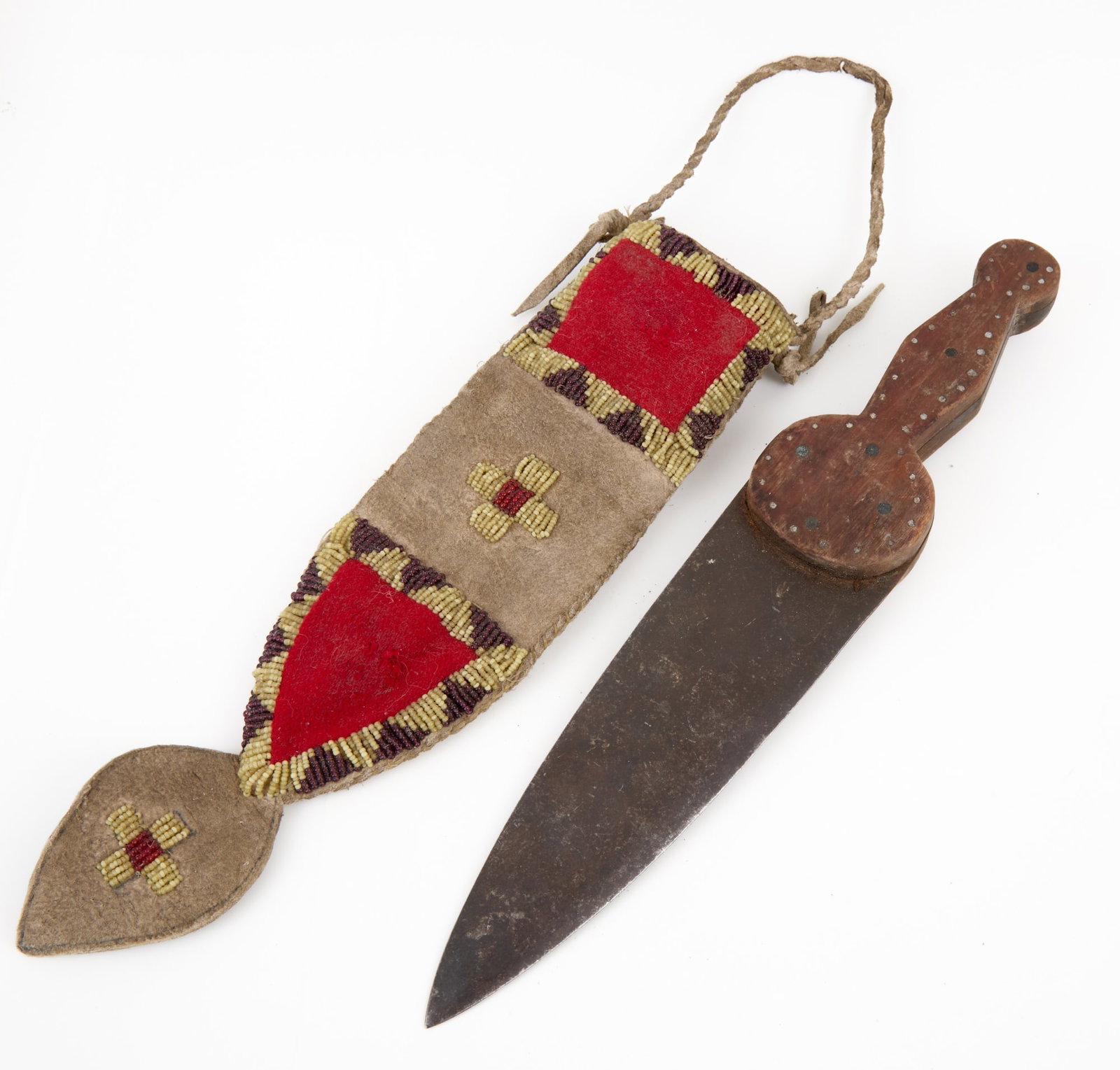 NATIVE AMERICAN DAG KNIFE with BEADWORK SHEATH (1 of 9)