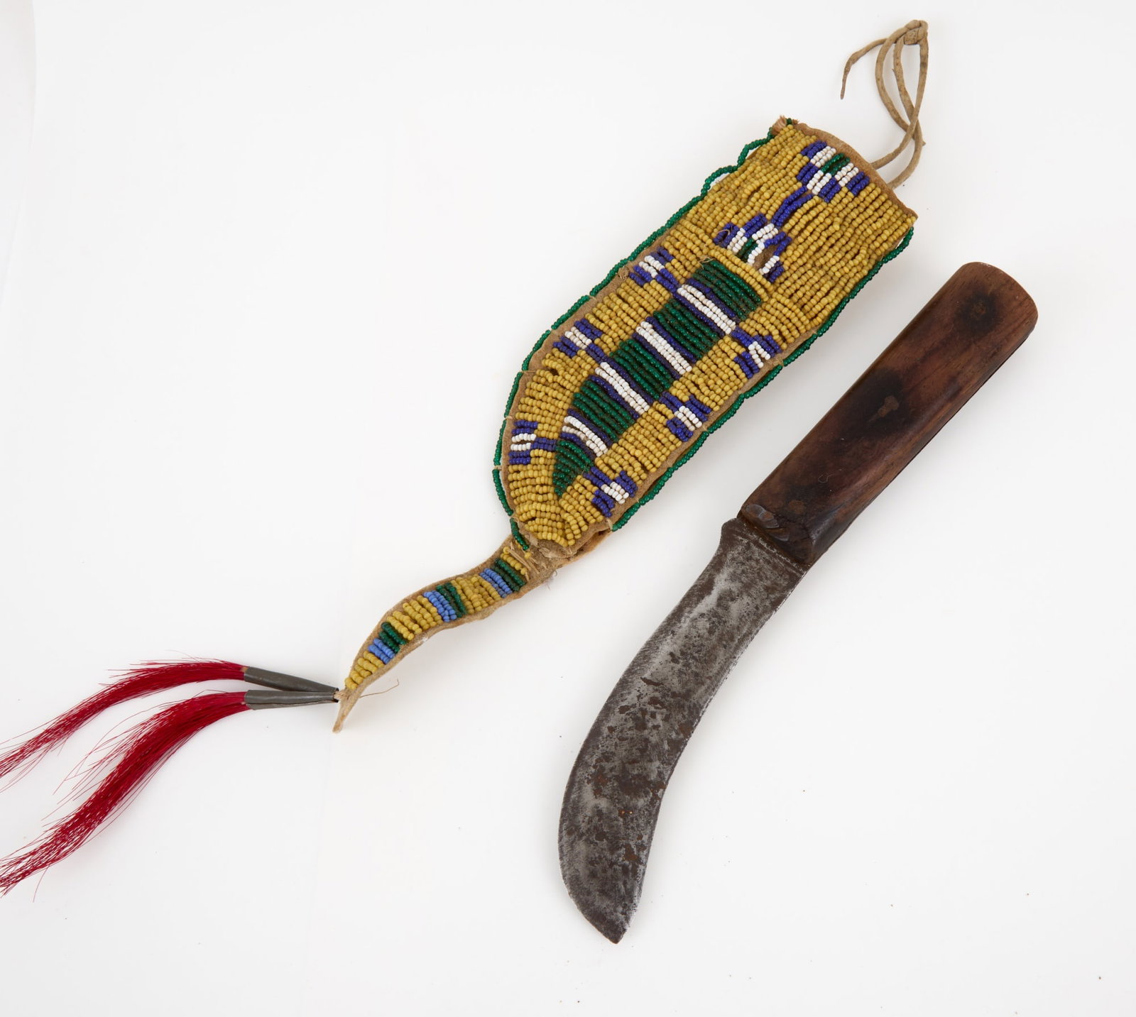 SMALL NATIVE AMERICAN KNIFE with BEADWORK SHEATH (1 of 13)