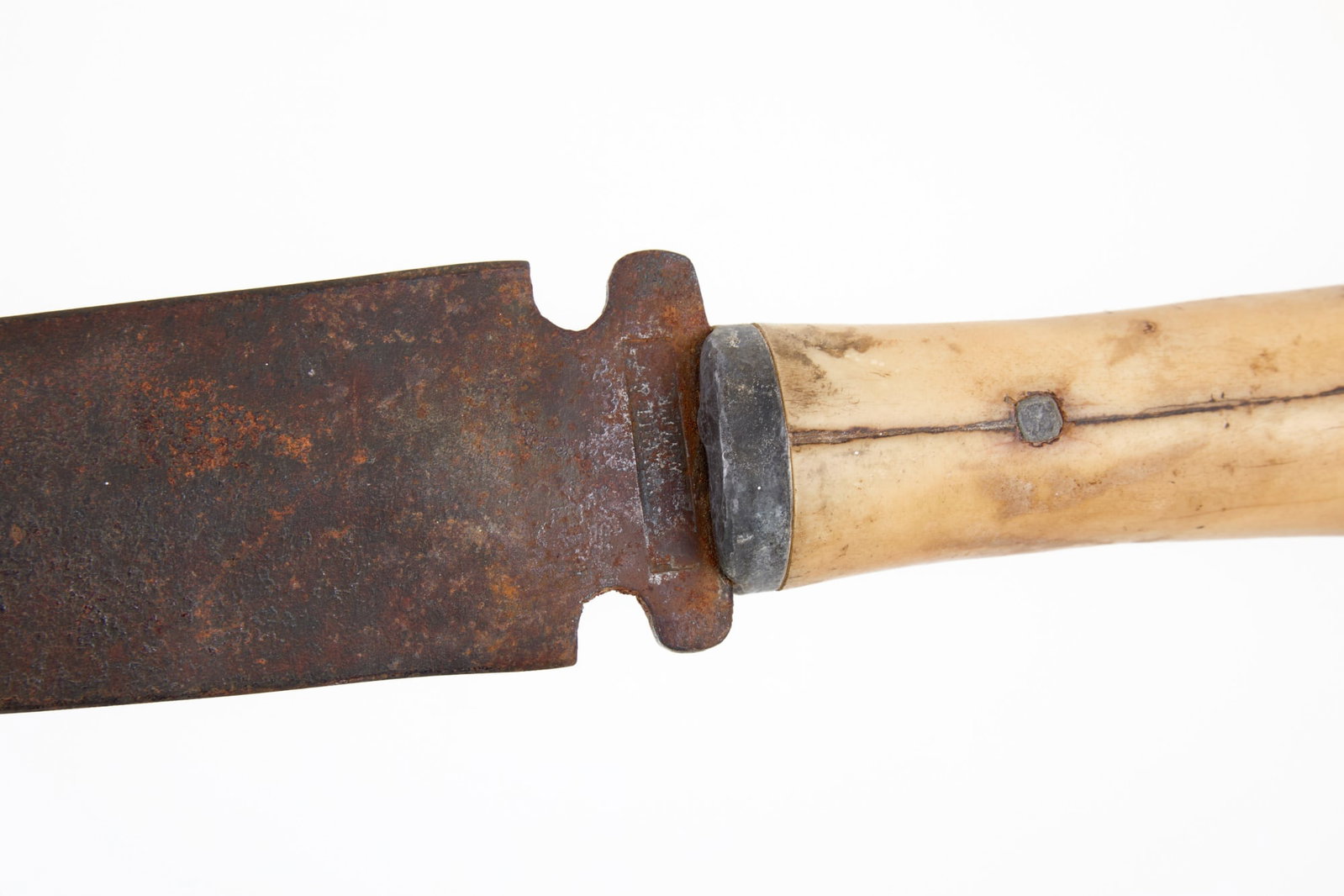 NATIVE AMERICAN BONE HANDLED DAG KNIFE - 12
