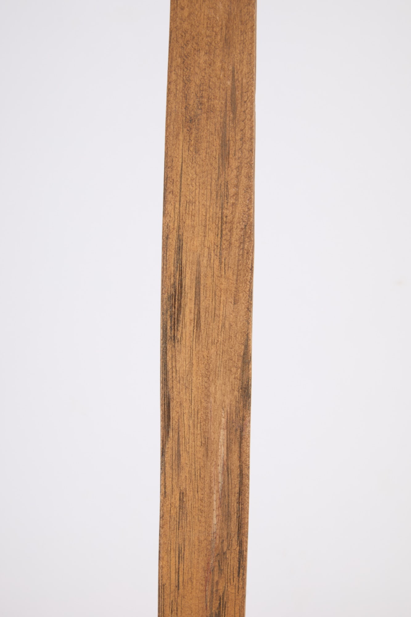 PLAINS INDIANS LONGBOW with SINEW STRING - 4