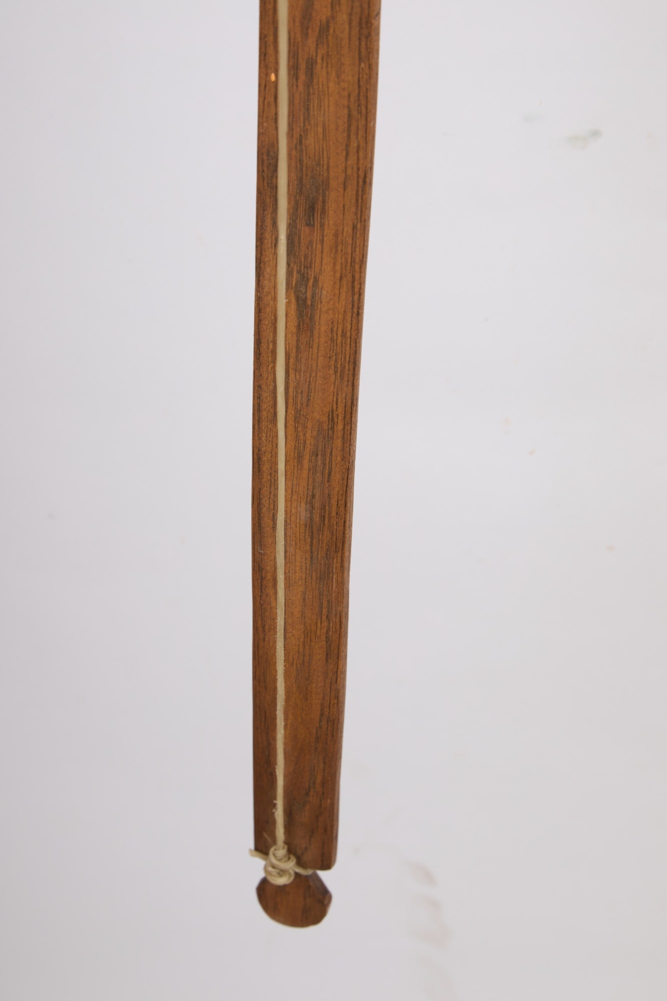 PLAINS INDIANS LONGBOW with SINEW STRING - 8