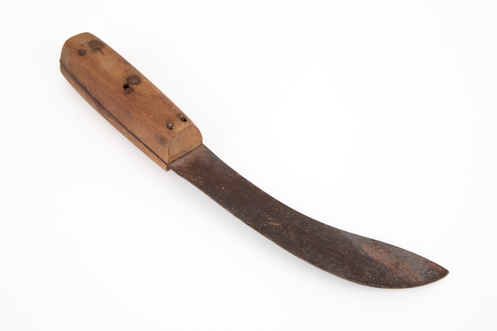 NATIVE AMERICAN TRADE KNIFE: Curved steel blade with wooden handle. 10 inches.