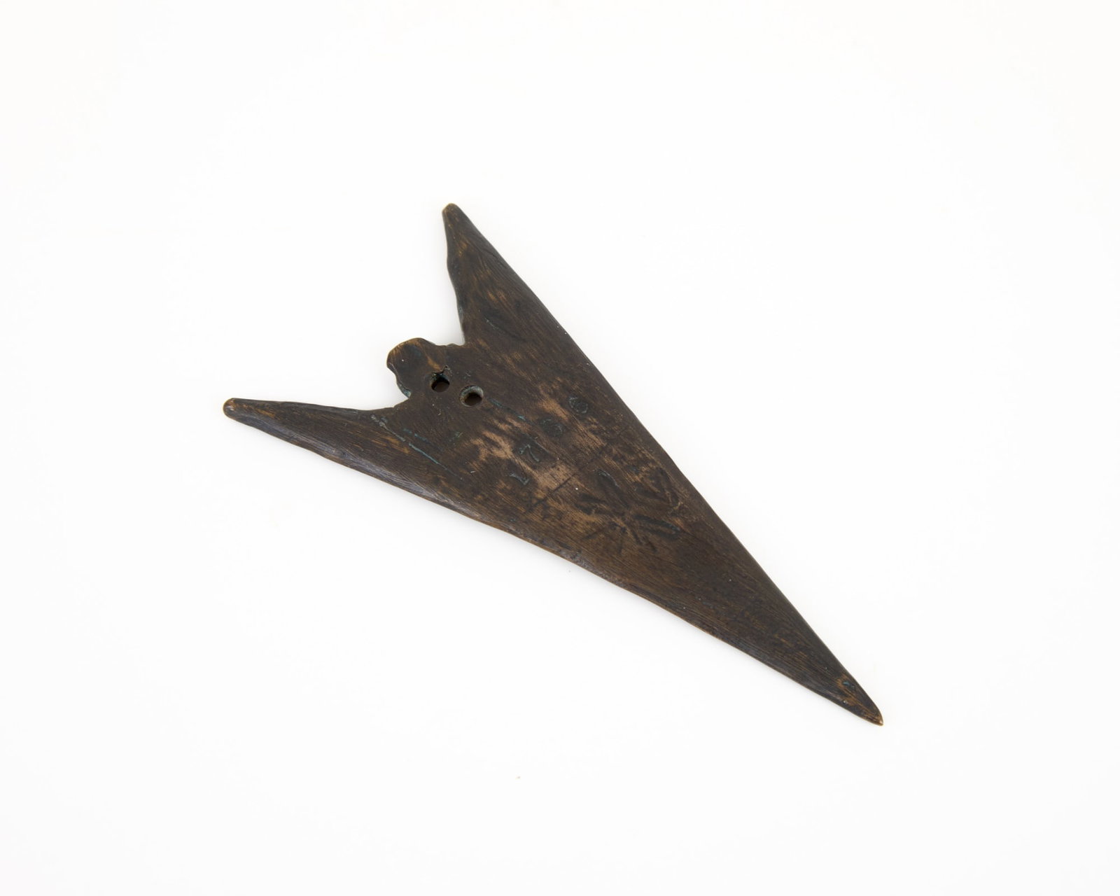 1766 BRONZE ARROWHEAD PENDANT (1 of 5)
