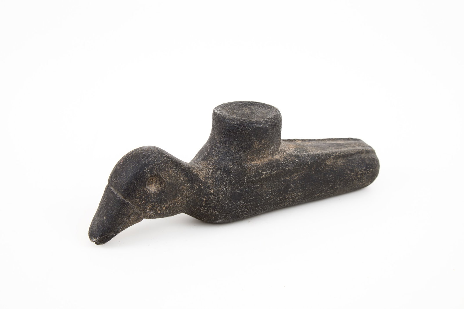 NATIVE AMERICAN CARVED STONE EFFIGY PIPE (1 of 6)
