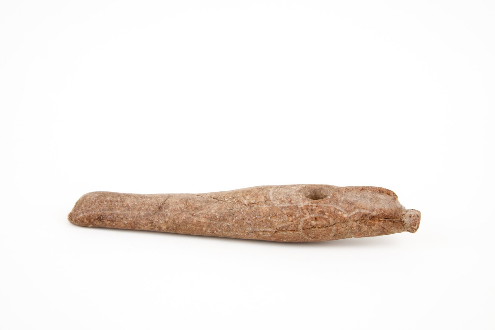 NATIVE AMERICAN CARVED STEATITE EFFIGY PIPE: In the form of a slender bird. 4 3/4 inches.