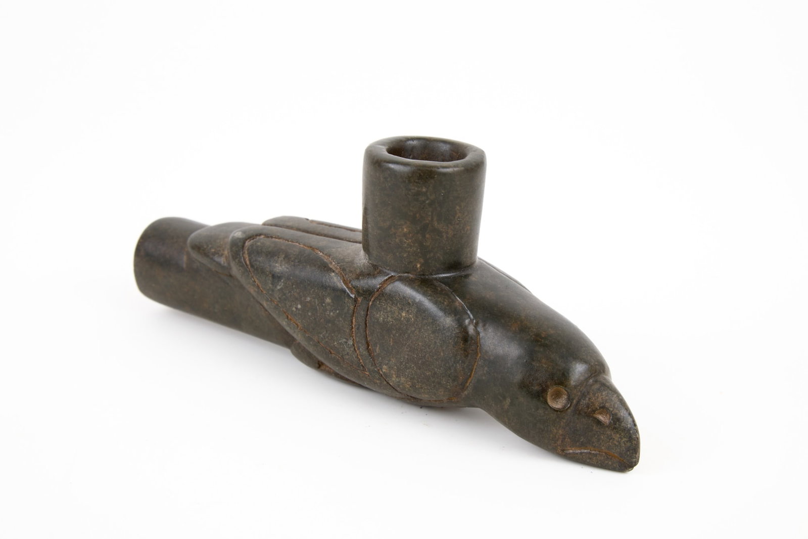 NATIVE AMERICAN CARVED STEATITE EFFIGY PIPE (1 of 8)