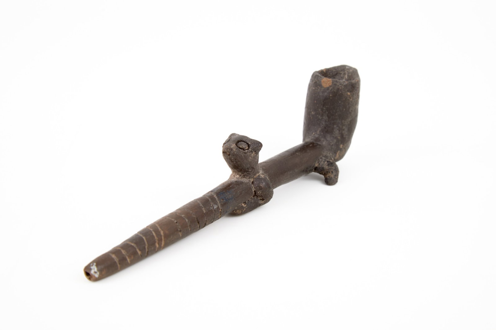 PRE-COLUMBIAN POTTERY EFFIGY PIPE (1 of 10)