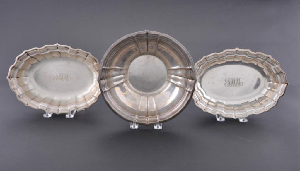 Group of (3) Sterling Silver Bowls: (2) "Chippendale" pattern by "Frank Smith" measuring 10 inches (length) and (1) "Newport" by "Rogers" measuring 9 1/8 inches (diameter) Weight is 31.8 troy oz.