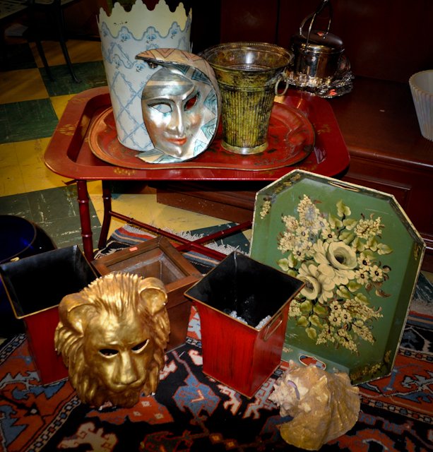 12 piece miscellaneous estate lot of modern items: including tray table & two other trays, lyon mask and two pairs of paint decorated buckets