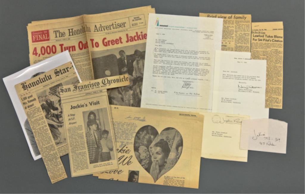 1966 Hawaiian Trip Jackie Note: (1) Small handwritten note from Jackie with number and address. (1) Typewritten note to Peter Lawford from Nancy Tuckerman, Jackie's Secretary, letting Mr. Lawford know the Honolulu address and teleph