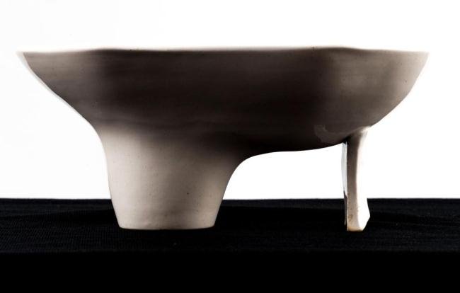 WHITE IRONSTONE PUDDING MOLD WITH LION MOTIF: Height 3 1/2 inches