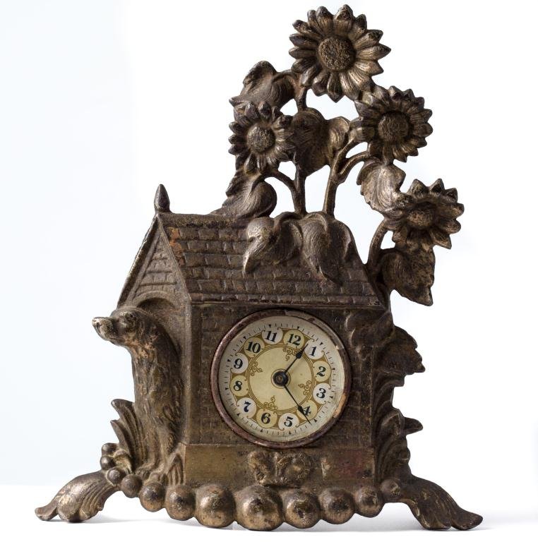 Cast Iron Dog House w/ Sun Flowers Novelty Clock (1 of 7)