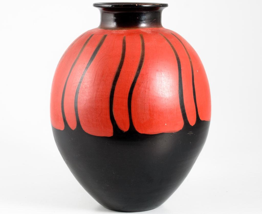 Decorated Ceramic Vase Signed Pablo Vichon? (1 of 3)