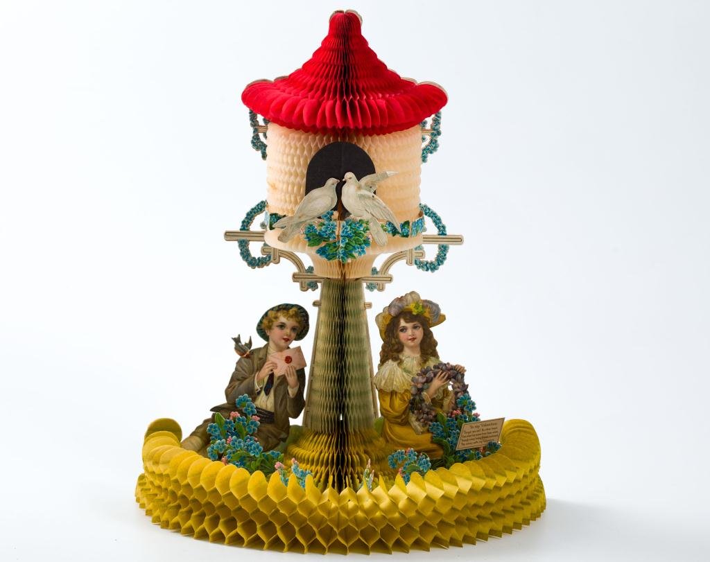 Early Die Cut Litho and Crepe Paper 3-D Valentine (1 of 8)