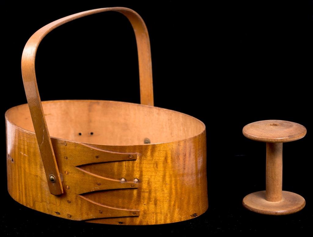 Signed Shaker Swing Handled Oval Maple Carrier (1 of 6)