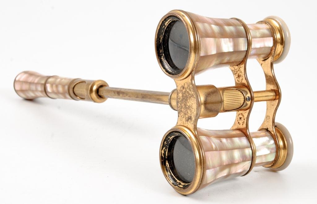 Lemaire Paris Abalone Opera Glasses w/ Handle (1 of 4)