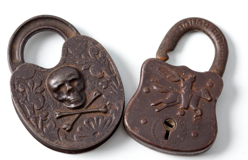 Rough Rider and Skull & Cross Bones Paddle Locks (1 of 5)