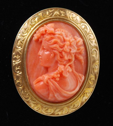 Pink Coral Cameo Set Mounted into a 14k Gold Pin (1 of 4)