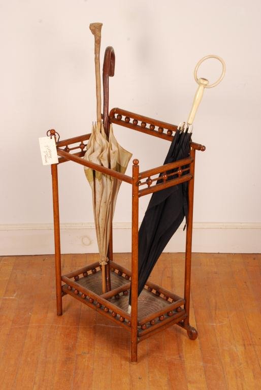 Victorian Stick-and-Ball Umbrella Stand (1 of 4)