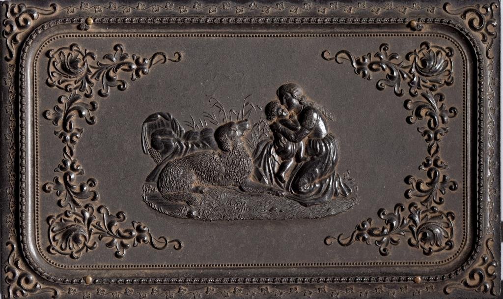 The Faithful Hound Thermoplastic Case 1858 (1 of 6)