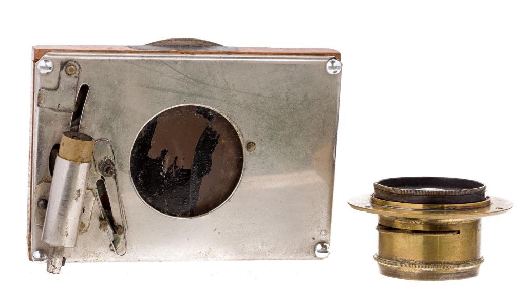 Lowe Shutter and J.H Dallmeyer London Lens (1 of 5)