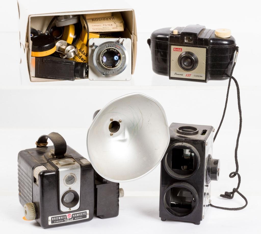 (2) Kodak Cameras and an Assortment of Filters Etc (1 of 5)