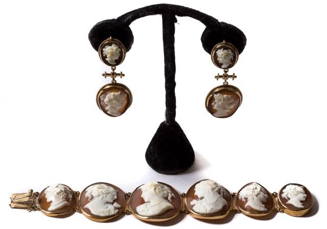 Antique Cameo Bracelet w/ Earrings (1 of 7)