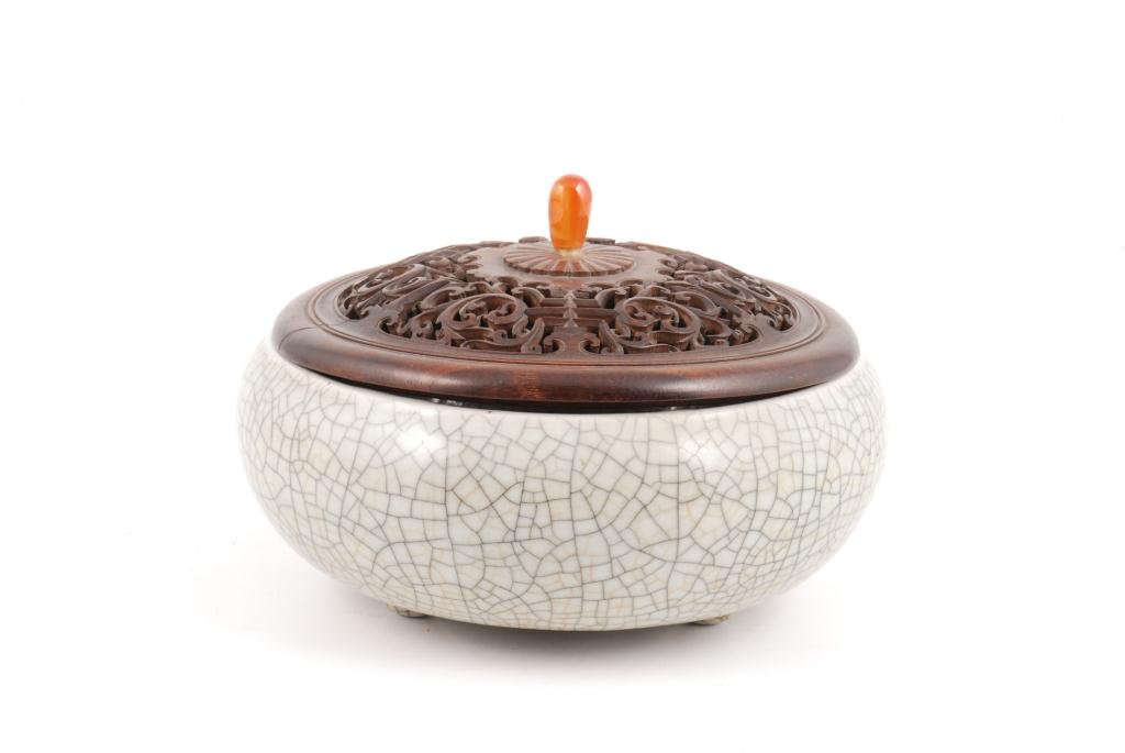 (19th c) CHINESE GEO YAO WARE BOWL (1 of 9)