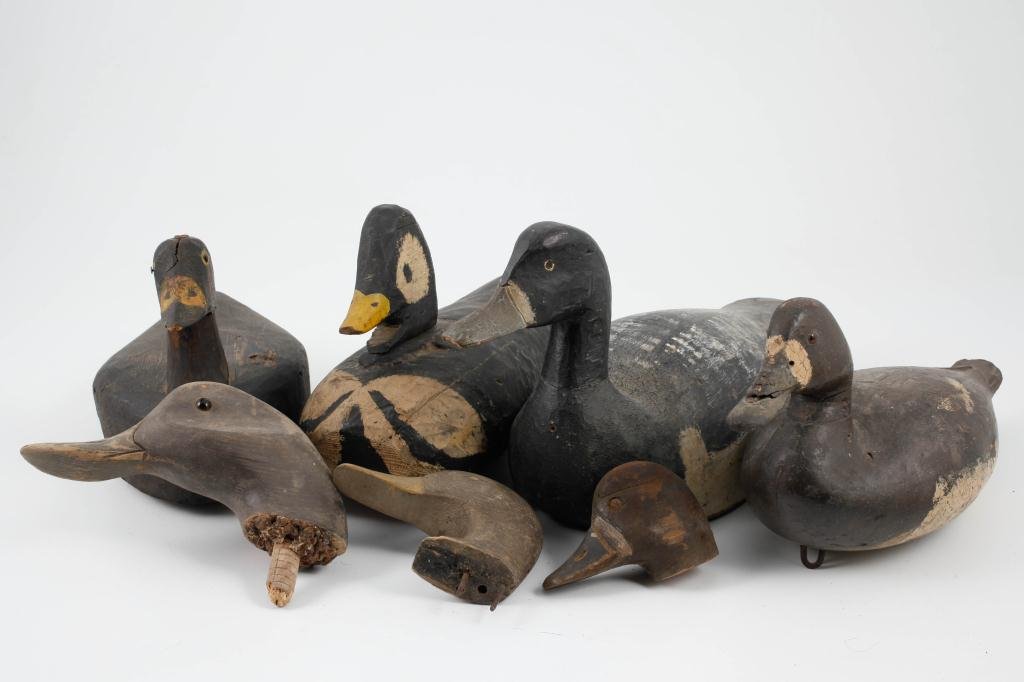 (4) CARVED AND PAINTED WORKING DECOYS (1 of 7)