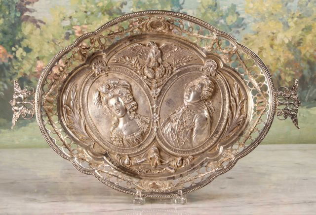 Extraordinary Louis XVI Sterling Tray (1 of 9)