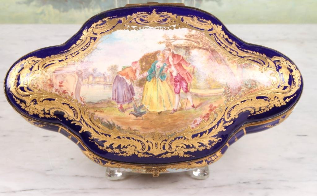 19th c Sevres style Cobalt and Gilt Casket (1 of 9)