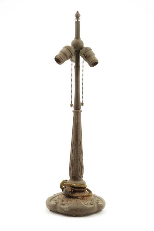 SIGNED HANDEL 3-SOCKET LAMP BASE (1 of 5)