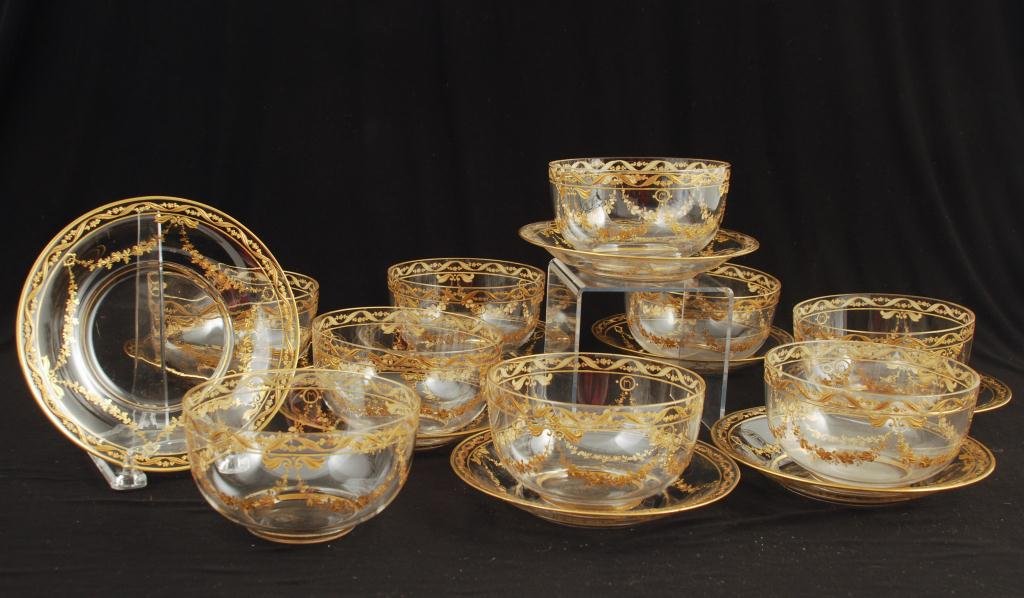 BOHEMIAN GLASS BERRY SET (1 of 7)