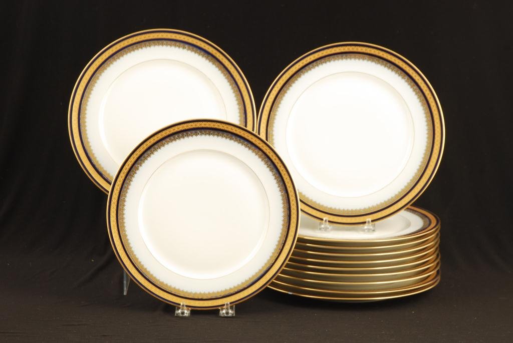 SET OF 12 HAVILAND LIMOGES PLATES (1 of 5)