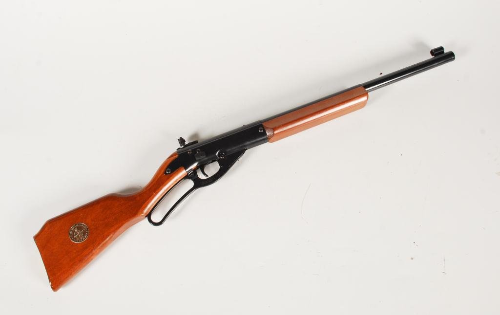 DAISY BB GUN: Length 36 inches.