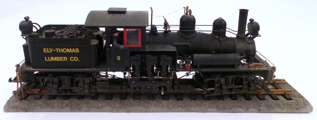 BACHMANN SPECTRUM "G" SCALE LOCOMOTIVE (1 of 4)