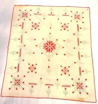 (19th c) QUILT WITH PEEK-A-BOO TULIP PATTERN (1 of 7)