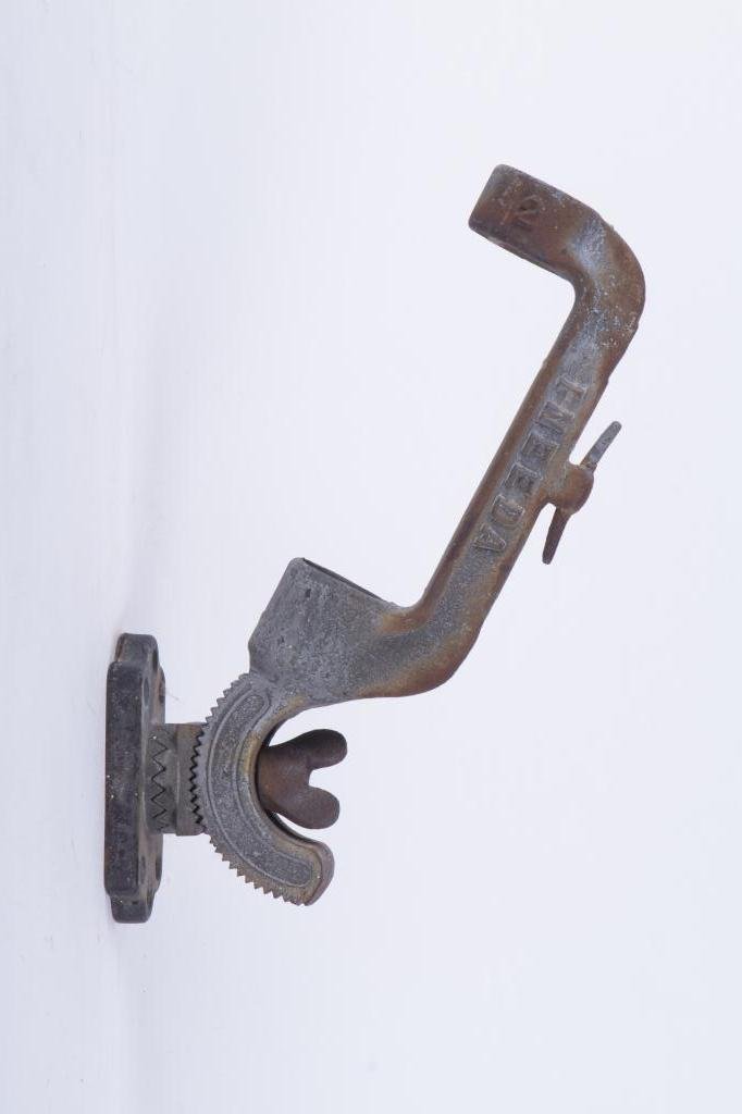 1900 CAST IRON FLAG POLE HOLDER BY INEEDA (1 of 10)