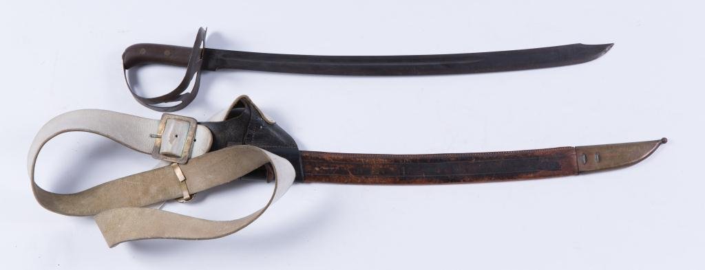BOER WAR ERA HANGER SWORD WITH CLIP POINT (1 of 4)