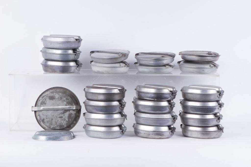 (22) WWII US ARMY ALUMINUM MESS KITS (1 of 6)