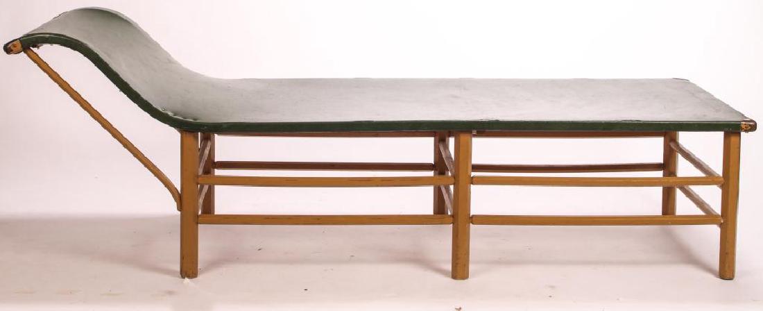 VINTAGE HAYWOOD WAKEFIELD CHAISE LOUNGE (1 of 6)