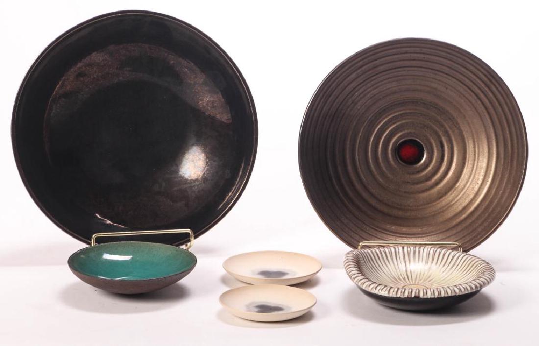 (6) ART-MODERNE CERAMIC PLATES AND BOWLS (1 of 10)