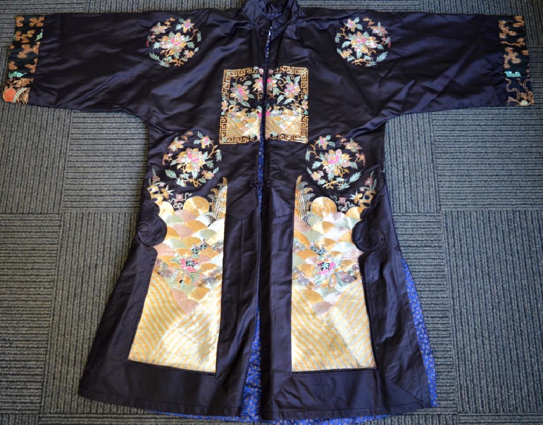 Late Qing Chinese Embroidered Silk Overcoat (1 of 10)