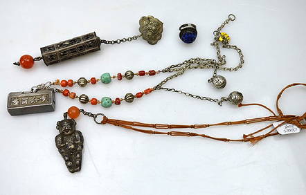 4 - Assorted Antique Chinese Jewelry Items (1 of 7)