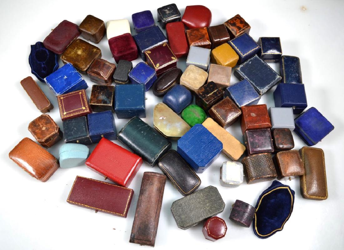 Large Quantity Assorted Small Old Jewelry Boxes (1 of 8)
