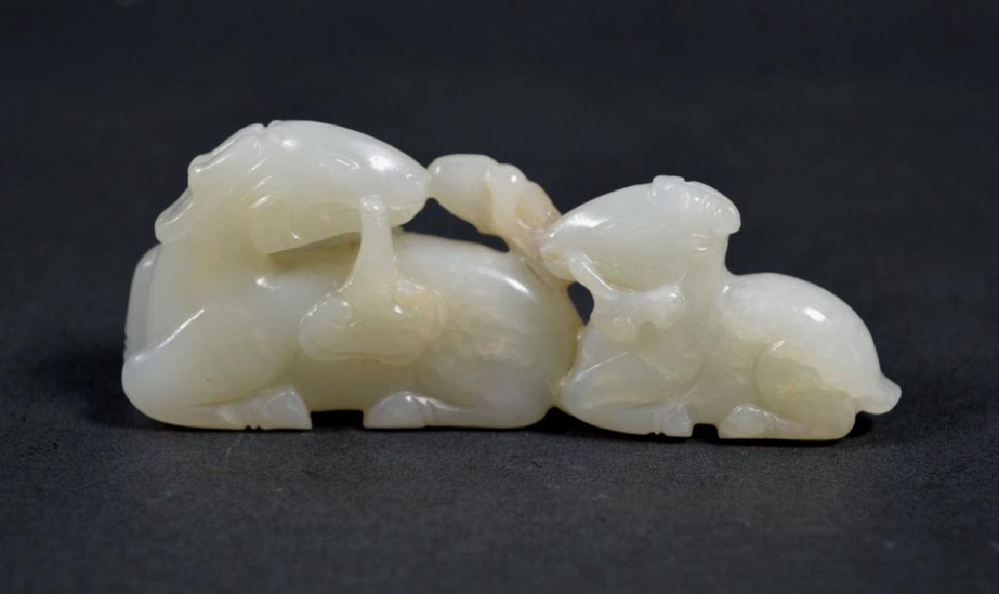 18th/19th C Chinese White Jade Deer Brush Rest (1 of 7)