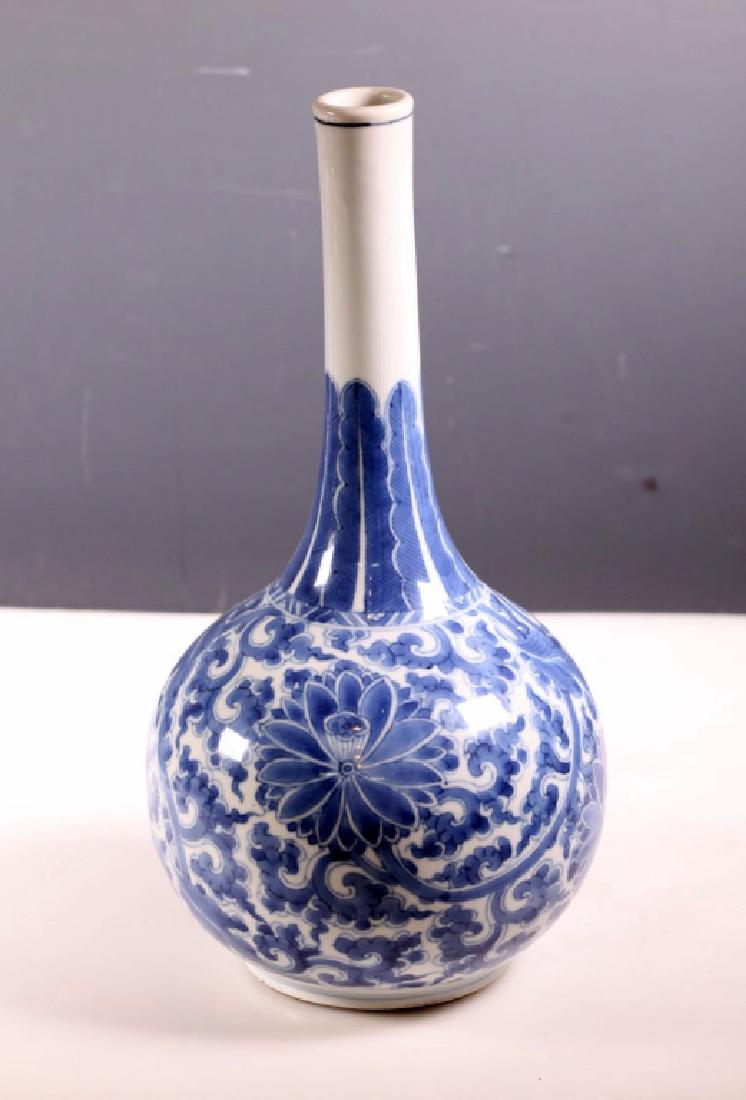 Fine Chinese Kangxi Blue & White Porcelain Vase (1 of 6)
